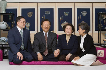 Sister Helena Im, O.P. (on the far right) with her brother, Chris (far left); her father, Peter; and her mother, Anna.